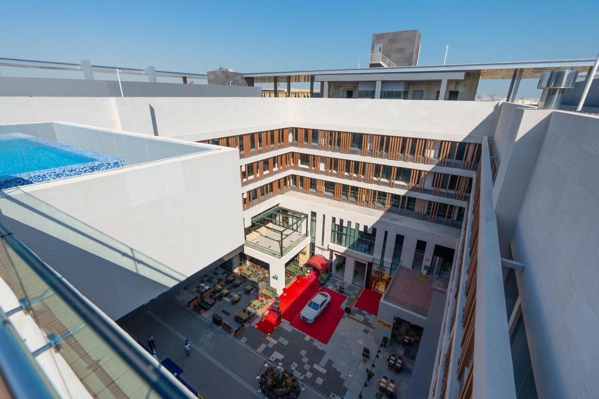 West Walk Retaj Hotel Al Rayyan Eksteriør bilde