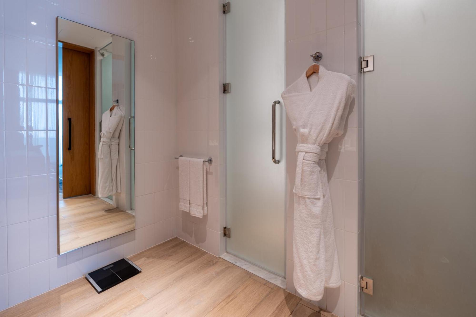 West Walk Retaj Hotel Al Rayyan Eksteriør bilde